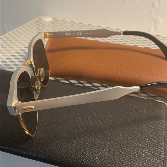 Ray Bans - Picture 2 of 3